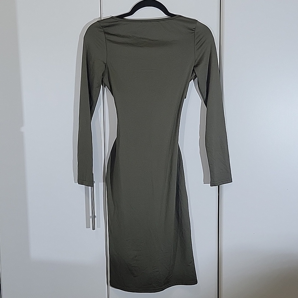 Crisscross back dress green size small